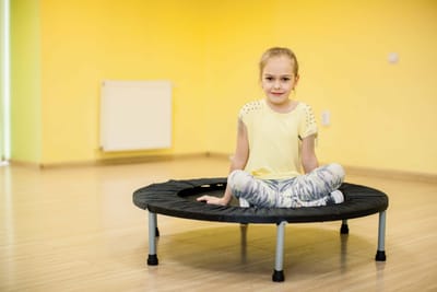 טרמפולינה ביתית קטנה